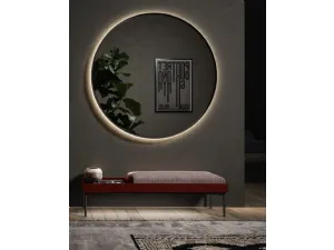 Specchio Astrid con cornice in laccato ossidato retroilluminata di Novamobili