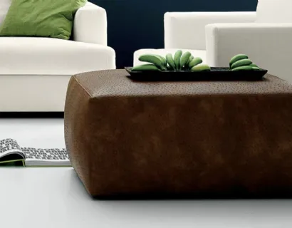 Pouf quadrato dall'effetto bombato Six di Deas