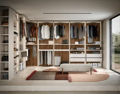 Cabina Armadio Ben in laccato opaco ed Ecolegno di Novamobili