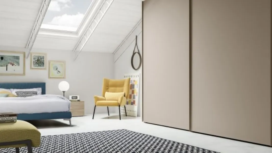 Armadio RD505 Line in legno con maniglia in lamina di Marka Total Living