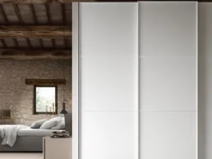 Armadio RD506 Roll con ante scorrevoli di Marka Total Living