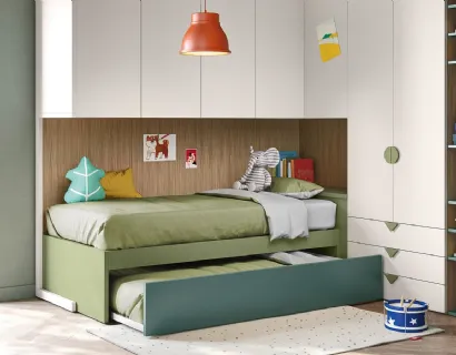 Cameretta a ponte con secondo letto estraibile Kids space 27 di Nidi