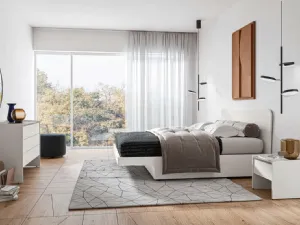 Letto matrimoniale con testiera e giroletto sagomati e parte inferiore a sbalzo Leon GL12 di Marka Total Living