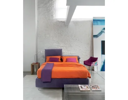 Letto in tessuto con testiera regolabile Jenny di Bontempi Letti Design