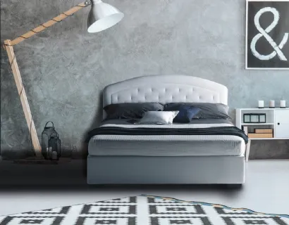 Letto Moorea in tessuto con testiera trapuntata di Milano Bedding