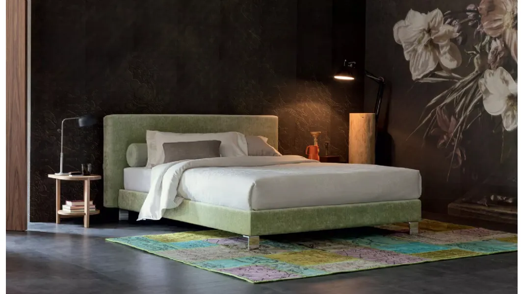 Letto con testiera Eclipse di Oggioni