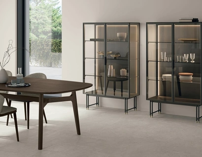 Madia Joyce con ante in vetro di Tomasella