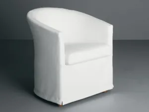 Poltroncina Mara rivestita in tessuto di Deas