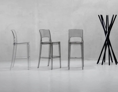 Sgabello in policarbonato Isy Antishock di Scab Design