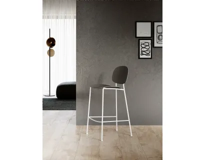 Sgabello Lisa L in multistrato di Rovere e struttura in acciaio verniciato di Arredo3