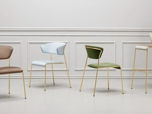 Sedia e Sgabello elegante in tessuto con struttura in acciaio finitura ottone Lisa di Scab Design