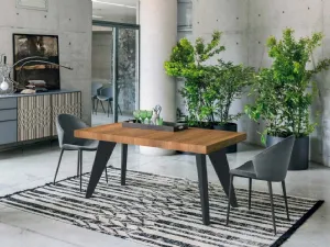 Sedia Paris in ecopelle nabuk e struttura in metallo antracite di Sedit