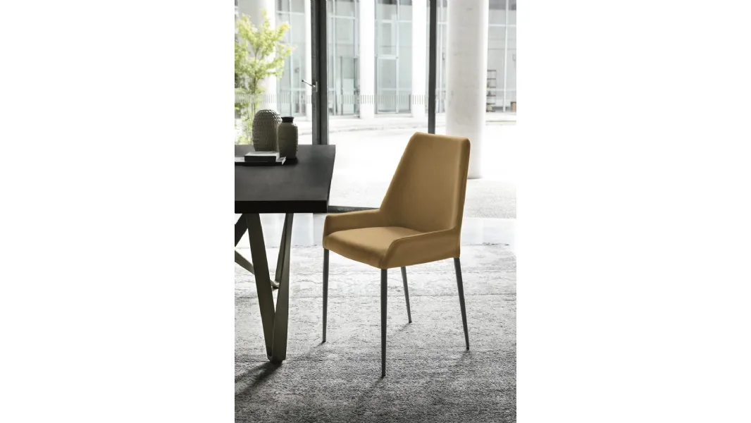 Sedia rivestita in ecopelle Havana di Sedit