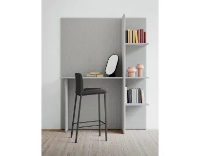Sgabello Zara Up con struttura in metallo verniciato e seduta rivestita in ecopelle di Arredo3