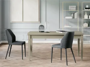 Tavolo Torino Fisso con top in legno impiallacciato e gambe in massello di Arredo3