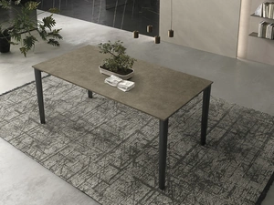 Tavolo fisso Yago in ceramica fokos terra di Sedit