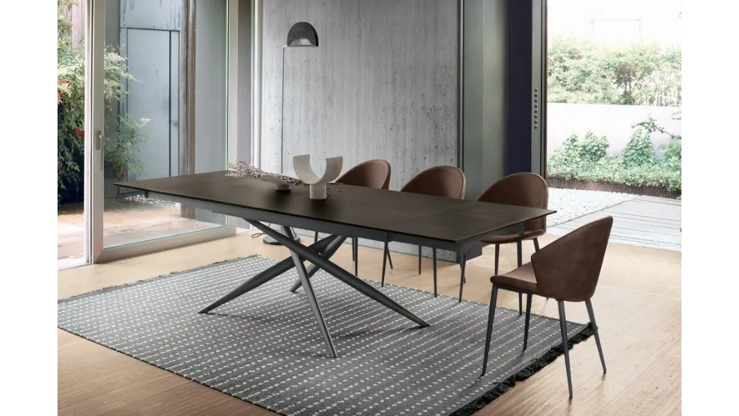 Tavolo allungabile Tiffany finitura materico calce scura di Sedit