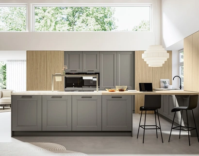 Cucina Classica con penisola Gioiosa 01 in laccato e laminato di Arredo3