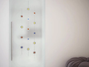 Porta per interni scorrevole Tekno Due Sirkel in vetro acidato con decoro di Foa