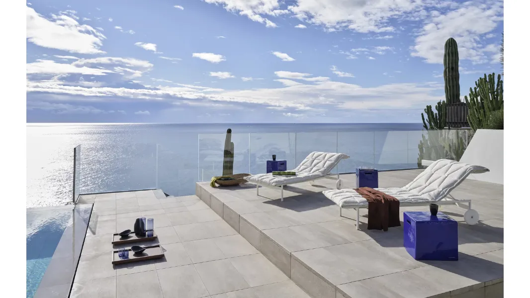 Lettino Prendisole Flair di Gervasoni