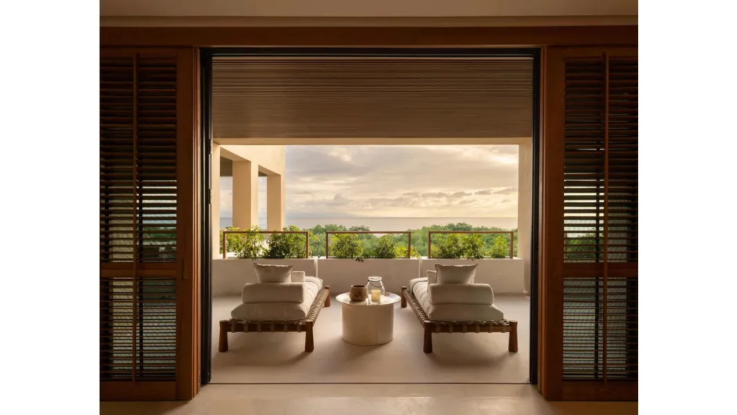 Lettino Prendisole Guna di Gervasoni