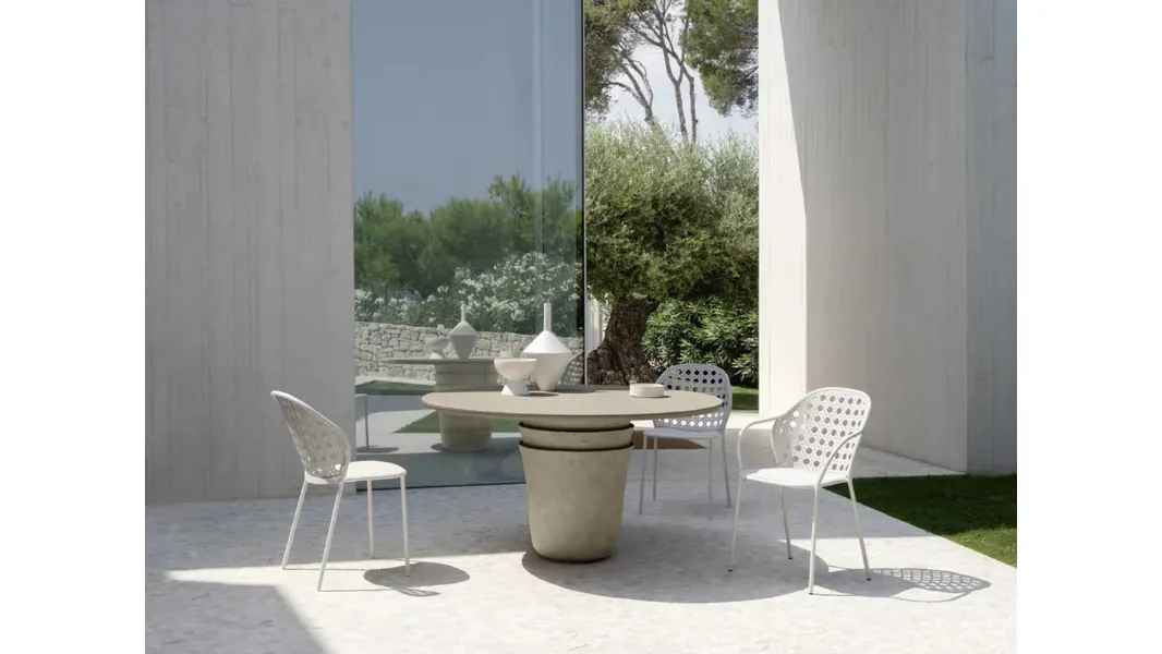 Tavolo in terracotta Kasane di Gervasoni