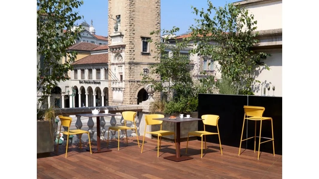 Sedia e sgabello Lisa di Scab Design