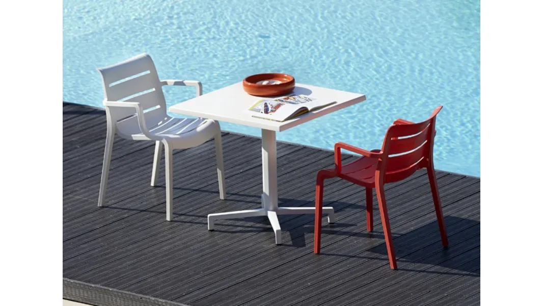 Tavolino quadrato in alluminio Maxi Domino di Scab Design